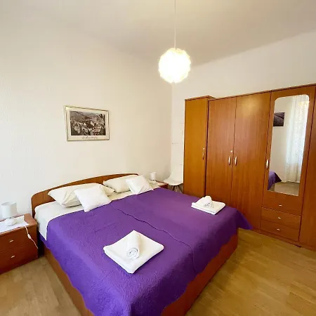 Apartment Zora Old Town